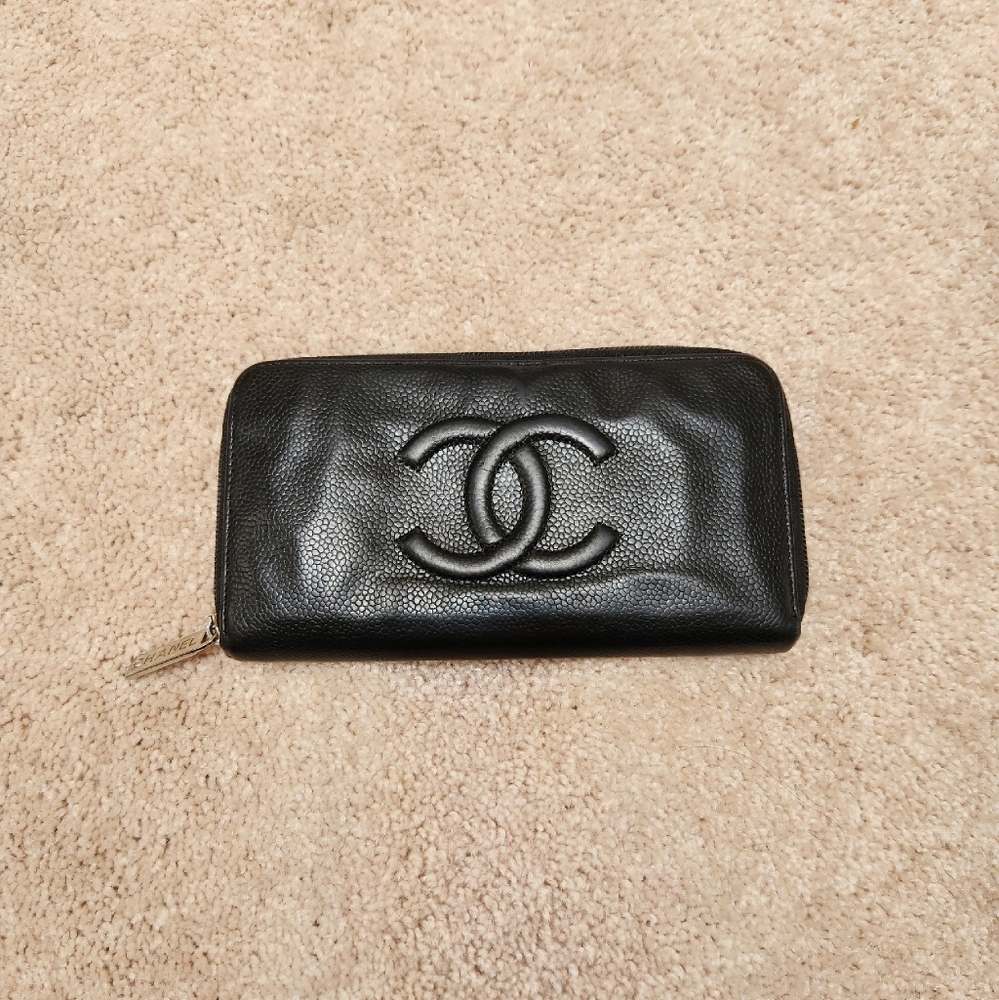Chanel Caviar Zippy Long Wallet